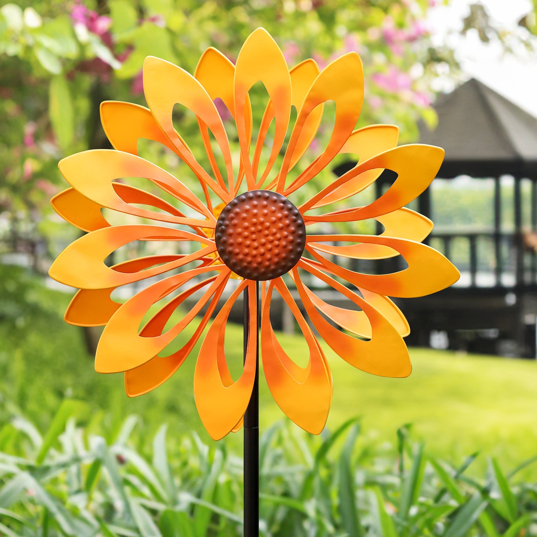 Sunny Daisy Wind Spinner